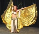 Závìreèná choreografie - tanec s køídly isis, 800x691, 90KB,